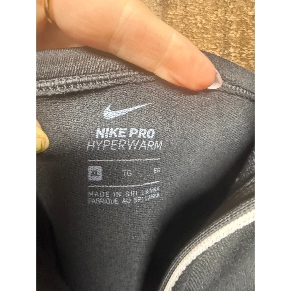 Nike Pro Hyperwarm Womens XL Black Quarter Zip Cutout Back Long Sleeve Top